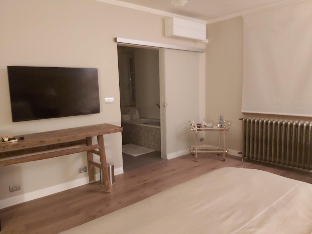 B&B Asmara Maasmechelen Luaran gambar