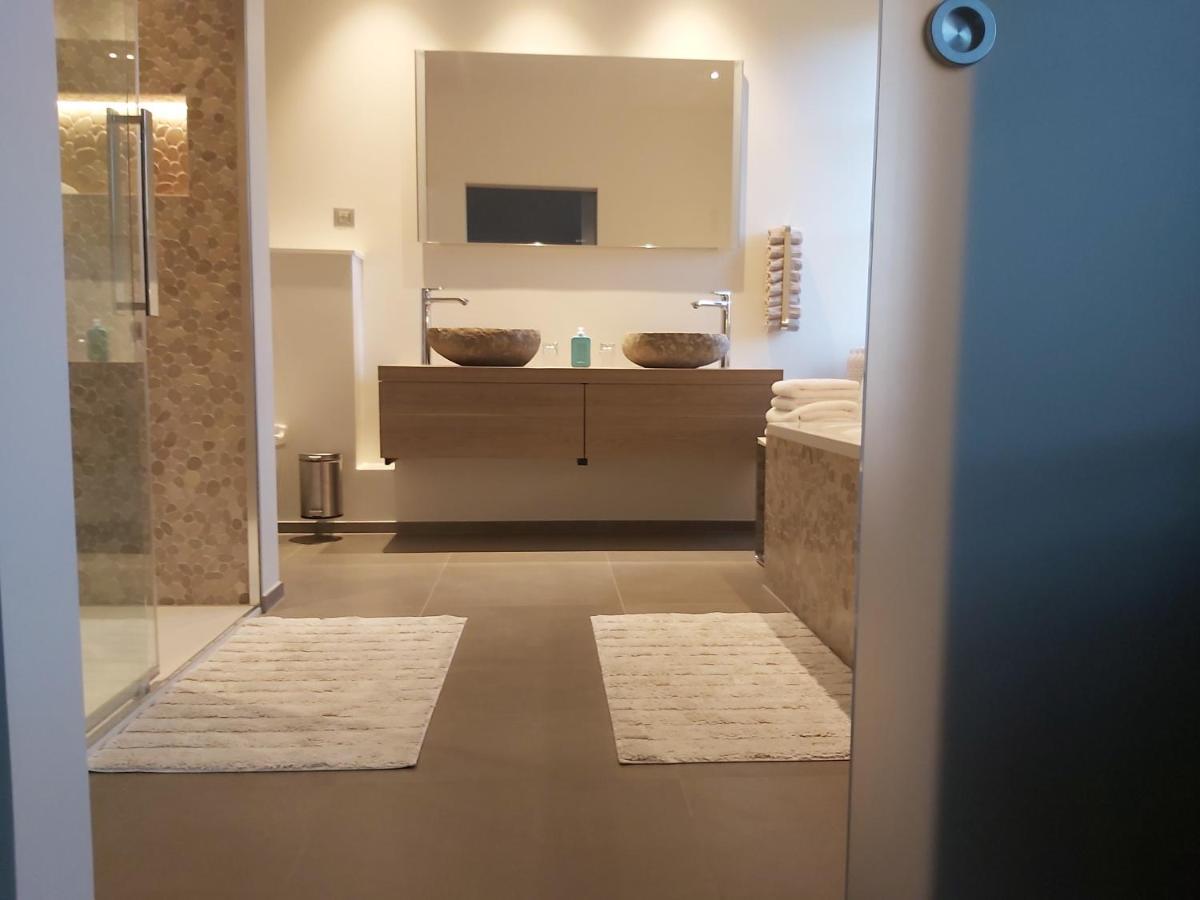 B&B Asmara Maasmechelen Luaran gambar