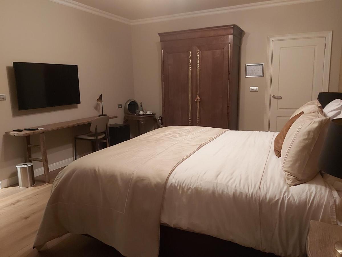 B&B Asmara Maasmechelen Luaran gambar