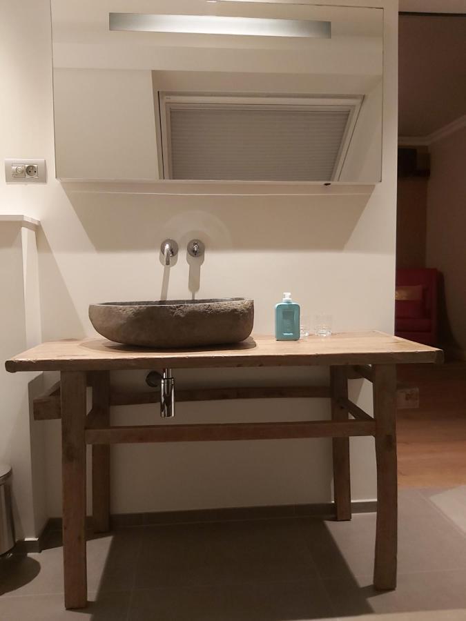 B&B Asmara Maasmechelen Luaran gambar